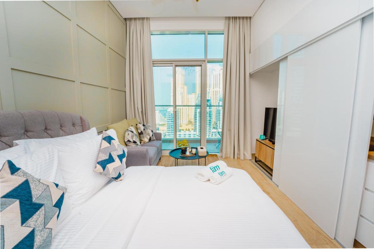 Fam Living - Marina Marvel - Studio Apartment With Breathtaking Views In Studio One Tower Dubai Exterior photo