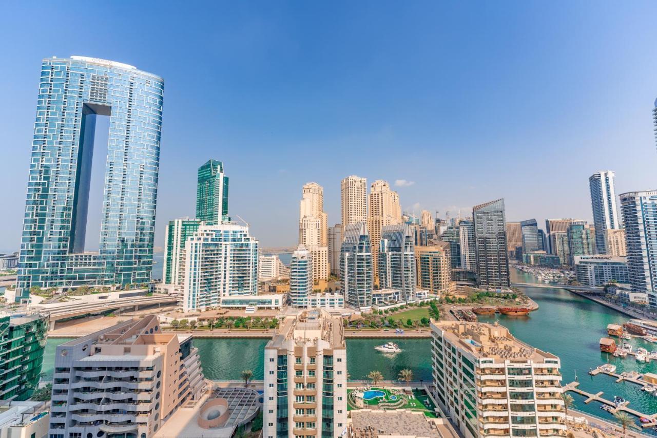 Fam Living - Marina Marvel - Studio Apartment With Breathtaking Views In Studio One Tower Dubai Exterior photo